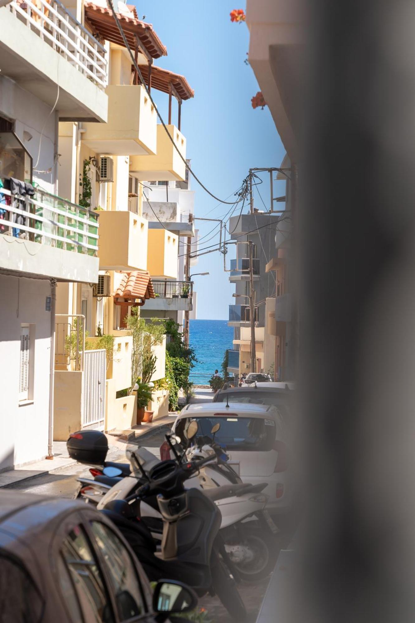 Best4u Beachside For 2 Pax Apartment Hersonissos (Crete)
